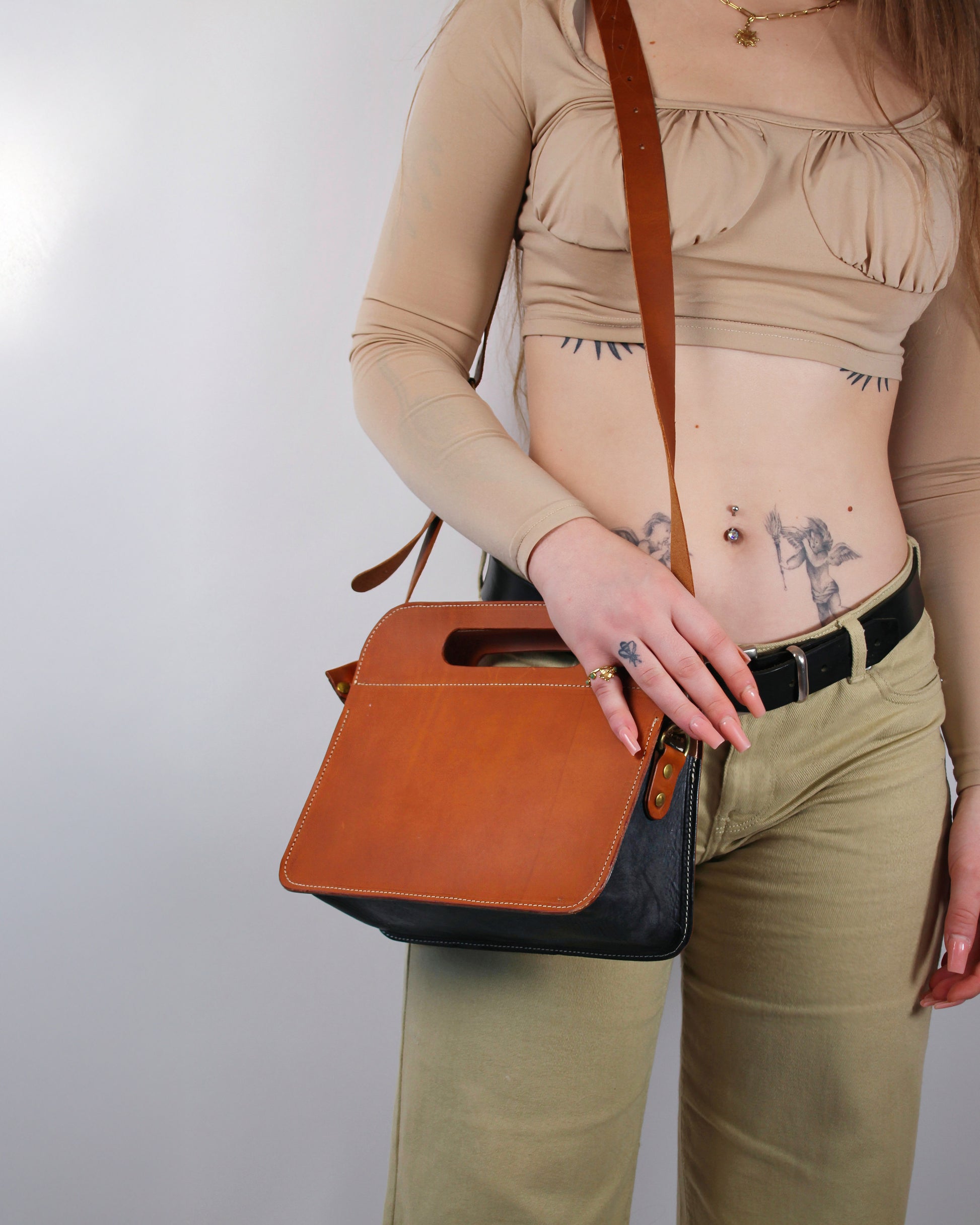 Leather Handbag with Handles and Soft leather Lining