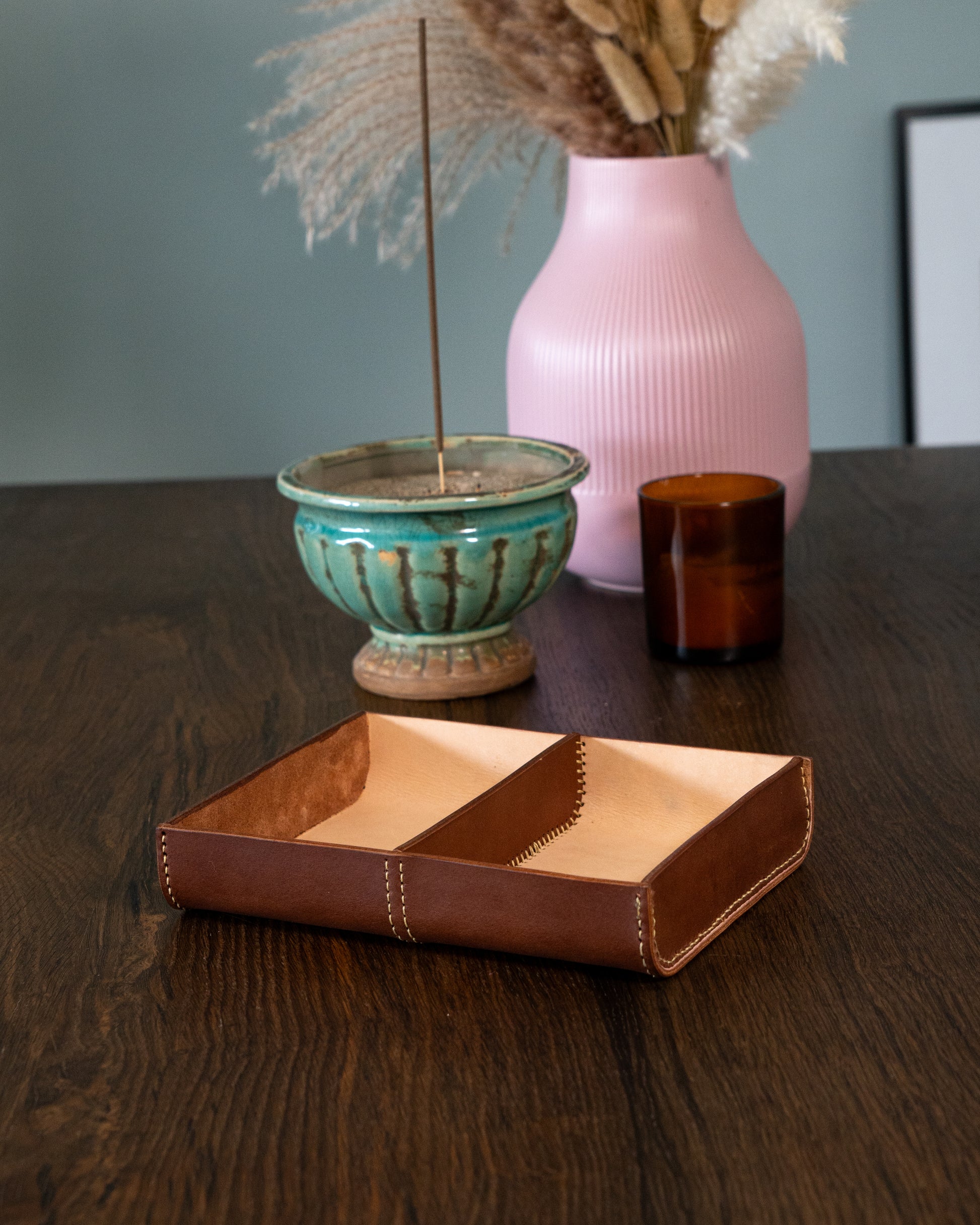 Leather Tray with compartments Pattern
