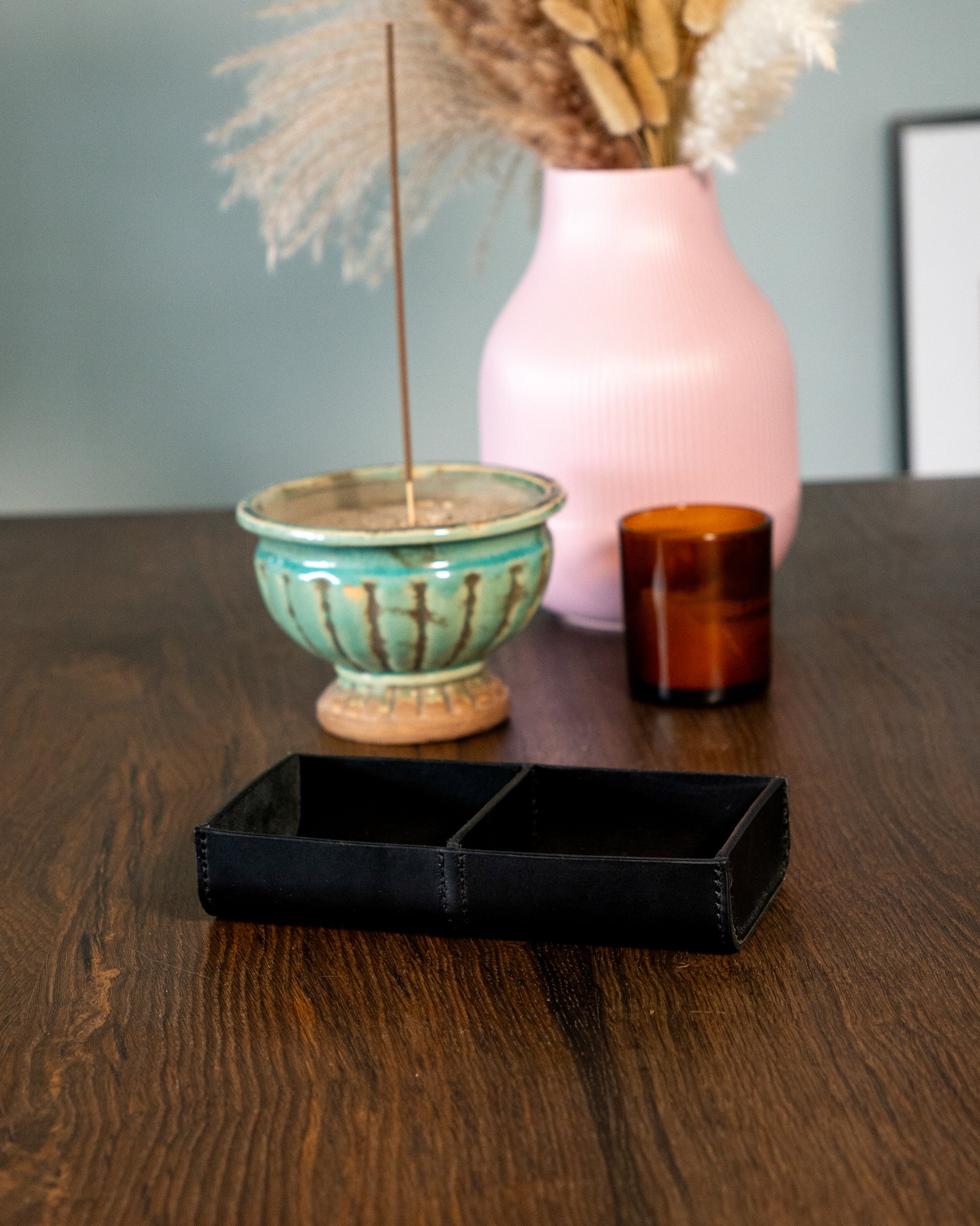Leather Tray with compartments Pattern