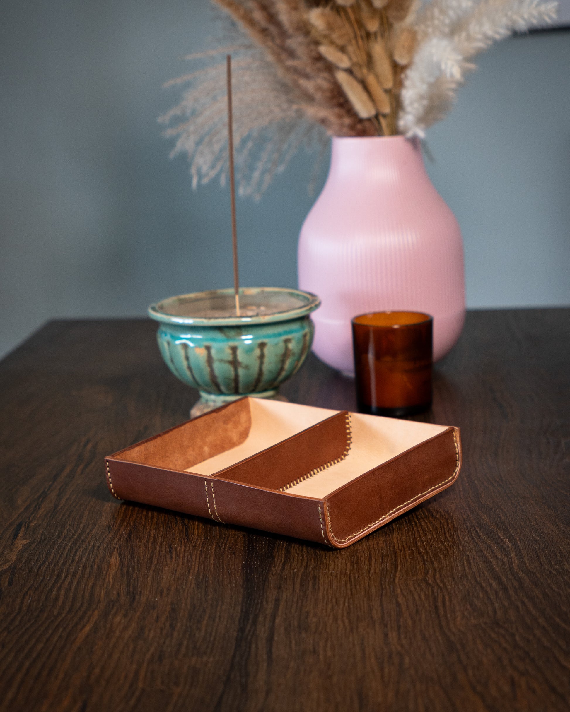 Leather Tray with compartments Pattern