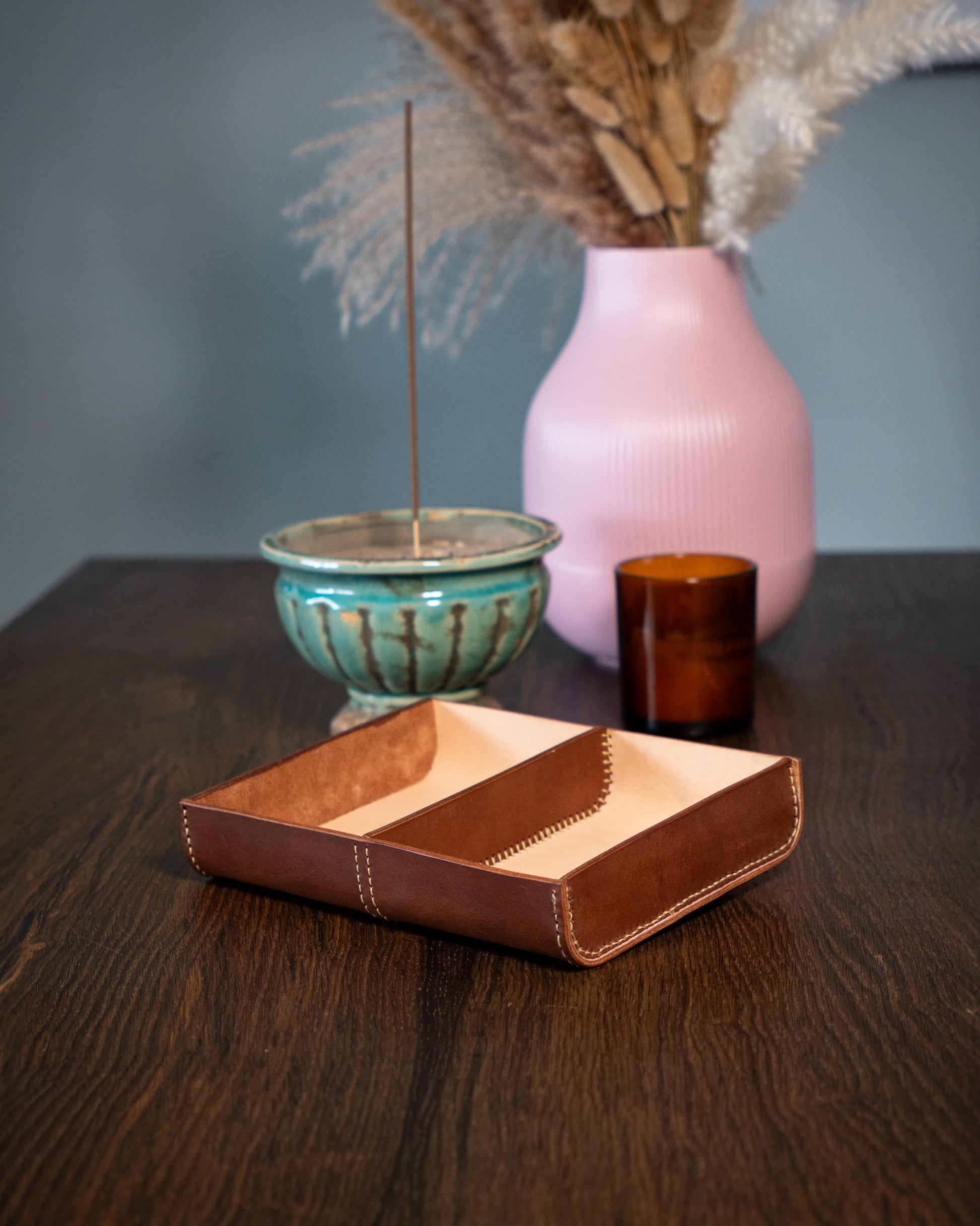 Leather Tray with compartments Pattern
