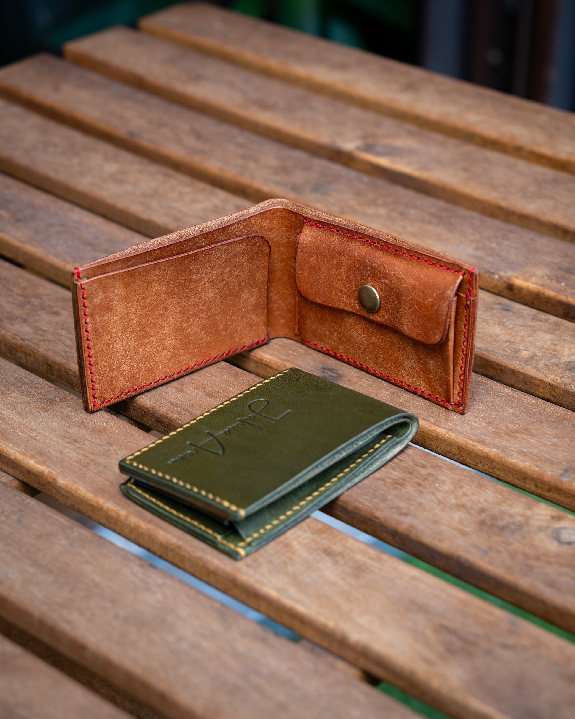 Compact Leather Bifold Wallet Handstitched