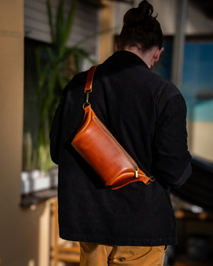 Handgefertige Leder Schultertasche mit verstellbaren Gurt