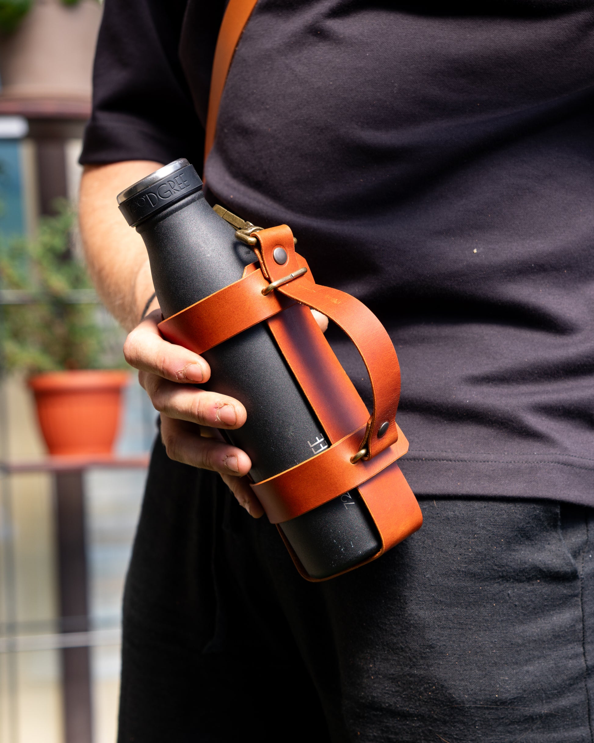 Flaschenhalter mit Griff & Karabiner - Malve