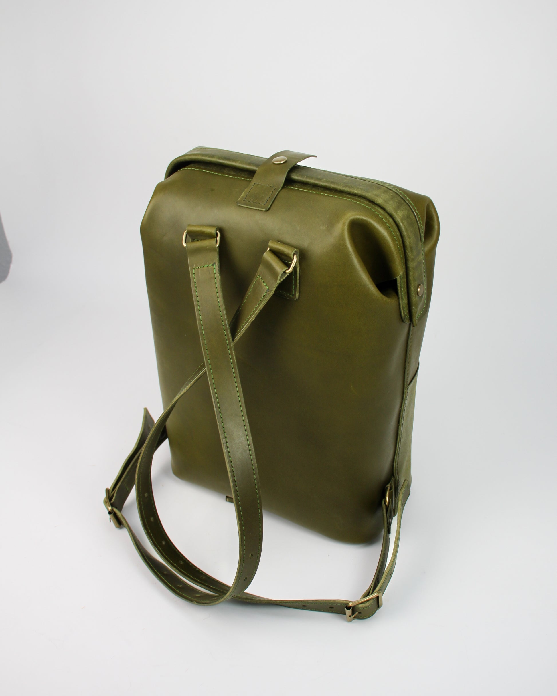 Leather Backpack "Doctor Duffel"