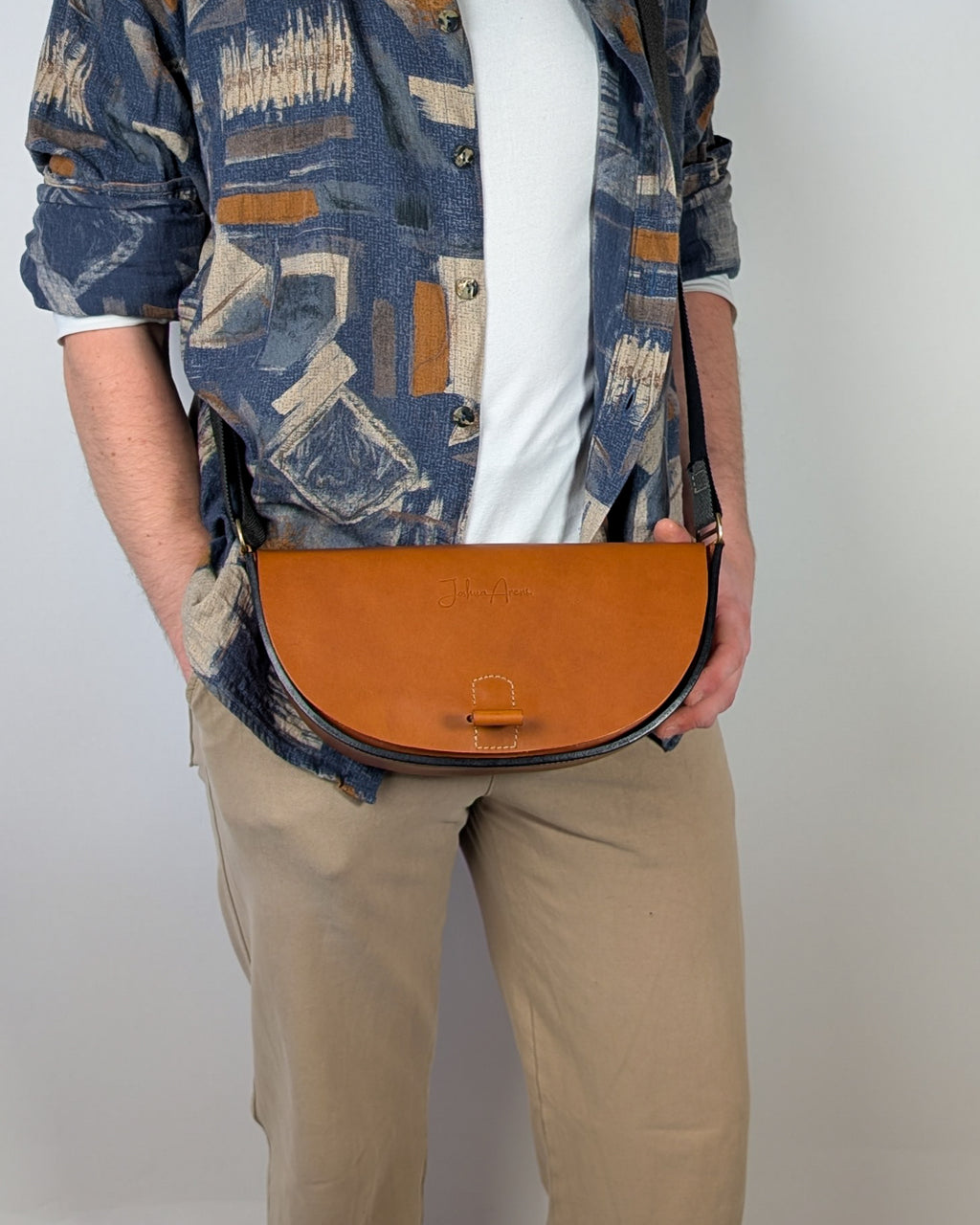 Half-Round Leather Sling Bag Pattern